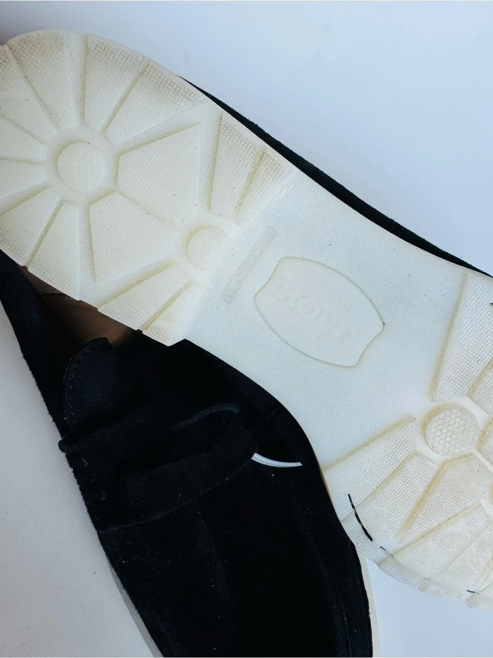 Born loafer comfort casual